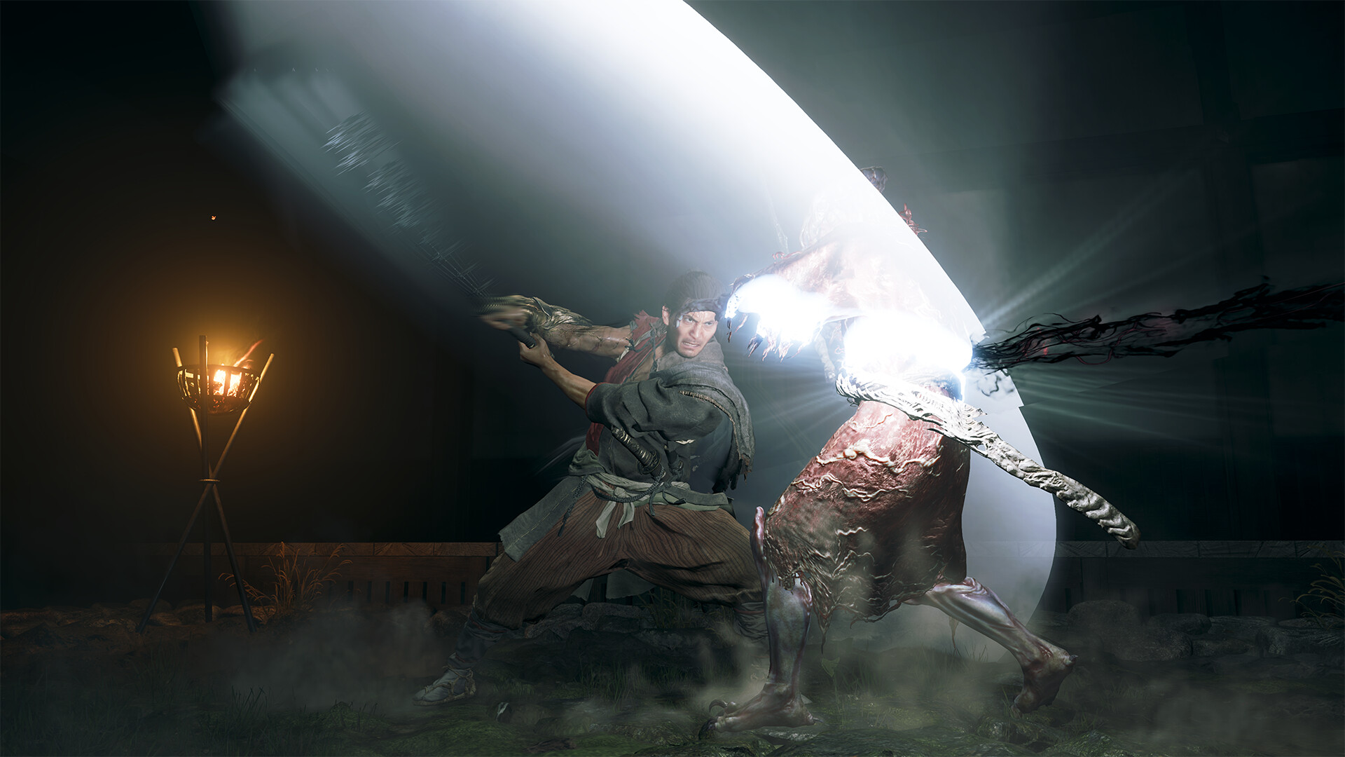 A sword fight shows the close-range combat at the centre of the reviews