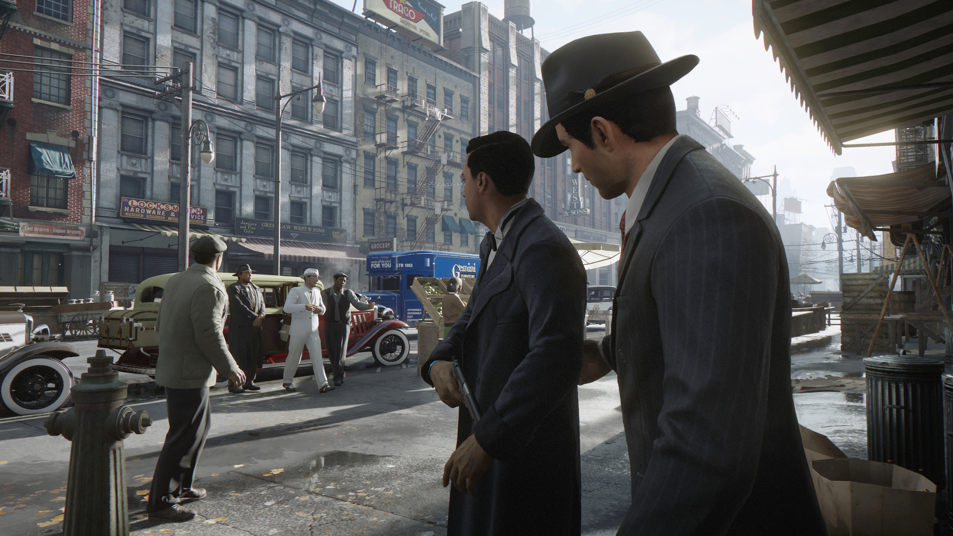 Mafia: Definitive Edition screenshot: Tommy Angelo and Paulie on a 1930s Lost Heaven street