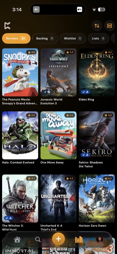 A library screen showing reviewed games, backlog, wishlist, and custom lists.